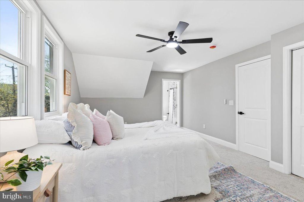 Image 43 of property listing at 1315 LAKESIDE AVE, Baltimore, MD 21218