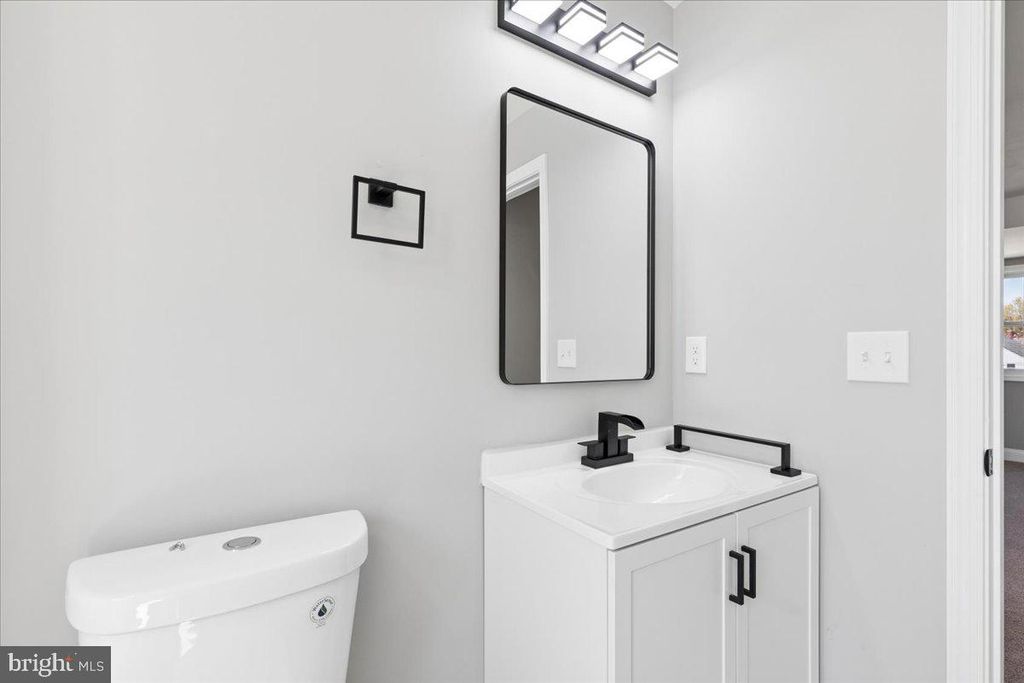 Image 51 of property listing at 1315 LAKESIDE AVE, Baltimore, MD 21218