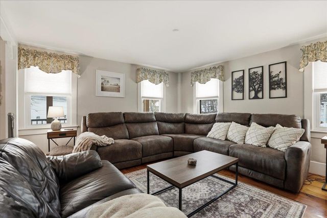 11 Myrtle Street, Milford, NH 03055