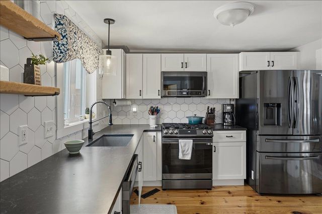 11 Myrtle Street, Milford, NH 03055