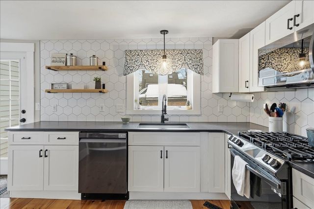 11 Myrtle Street, Milford, NH 03055