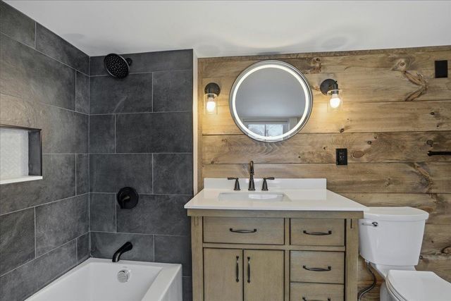 11 Myrtle Street, Milford, NH 03055