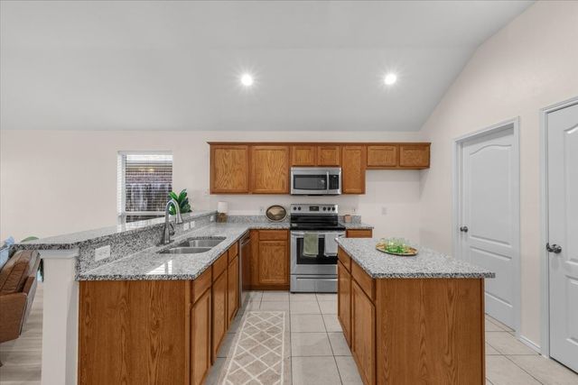 10601 Aransas Drive, Fort Worth, TX 76131