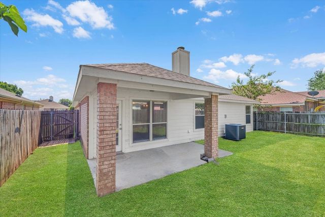 10601 Aransas Drive, Fort Worth, TX 76131