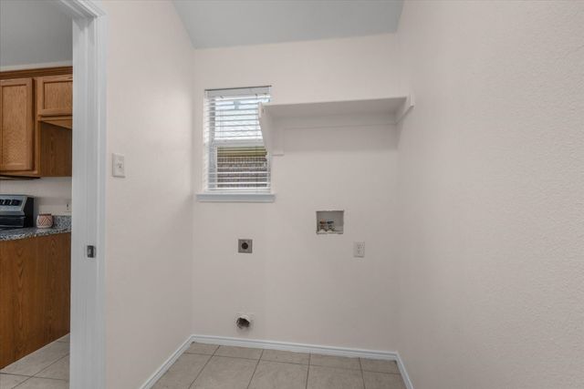 10601 Aransas Drive, Fort Worth, TX 76131