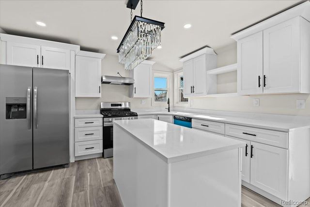 26059 Brush Street, Madison Heights, MI 48071