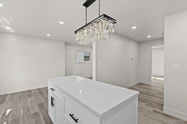 26059 Brush Street, Madison Heights, MI 48071