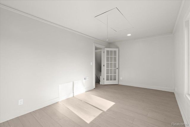 26059 Brush Street, Madison Heights, MI 48071