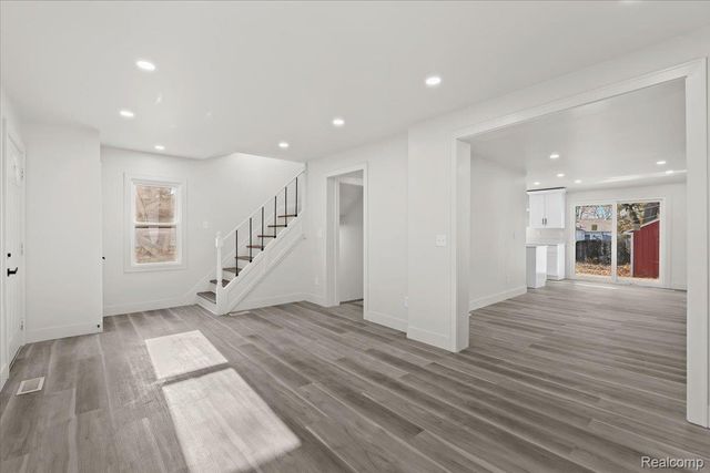 26059 Brush Street, Madison Heights, MI 48071