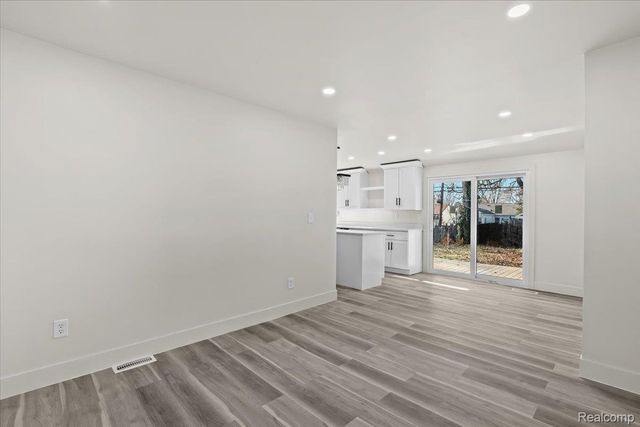 26059 Brush Street, Madison Heights, MI 48071