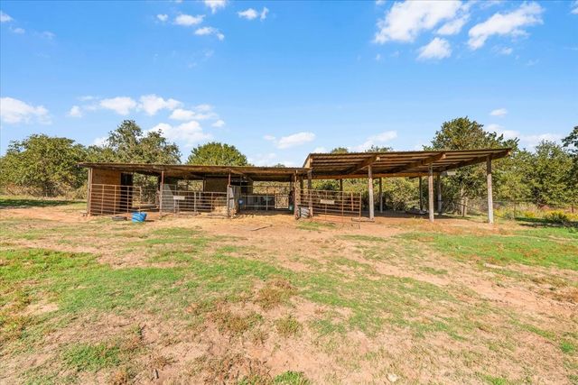 312 Private Road 3760, Springtown, TX 76082