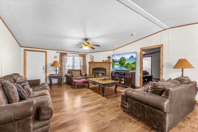 312 Private Road 3760, Springtown, TX 76082