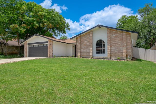 6131 WINDBROOKE ST, San Antonio, TX 78249