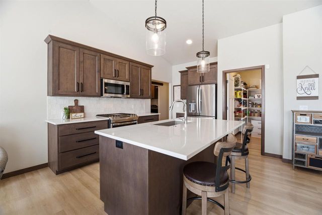 2875 E TURQUOISE LANE, Appleton, WI 54913