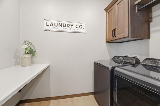 2875 E TURQUOISE LANE, Appleton, WI 54913