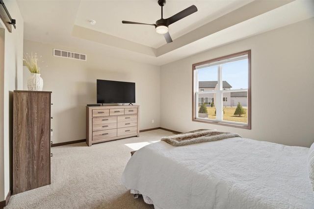 2875 E TURQUOISE LANE, Appleton, WI 54913