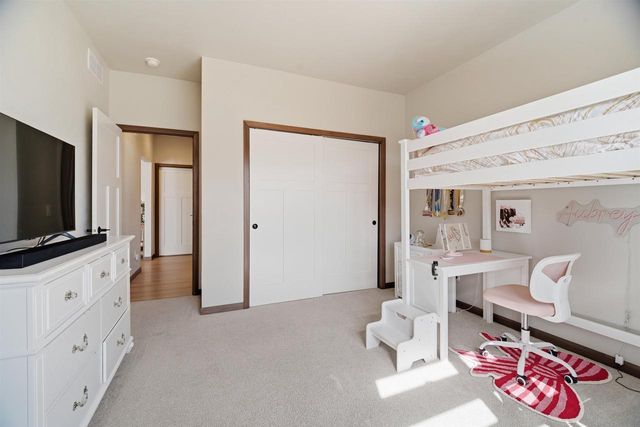 2875 E TURQUOISE LANE, Appleton, WI 54913