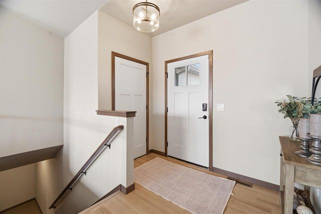 2875 E TURQUOISE LANE, Appleton, WI 54913