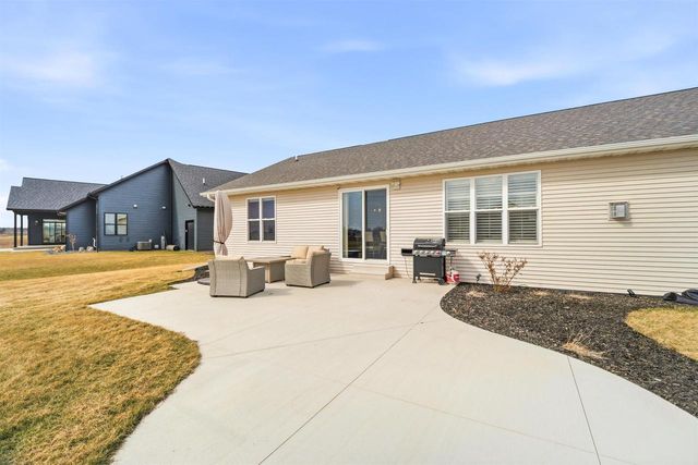 2875 E TURQUOISE LANE, Appleton, WI 54913