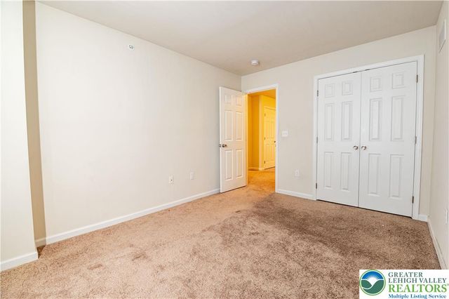 1434 Black Forest Drive, South Whitehall Twp, PA 18104