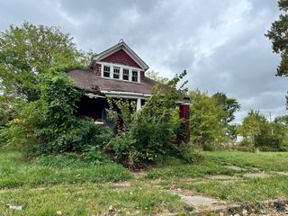 13832 Pinewood Street, Detroit, MI 48205