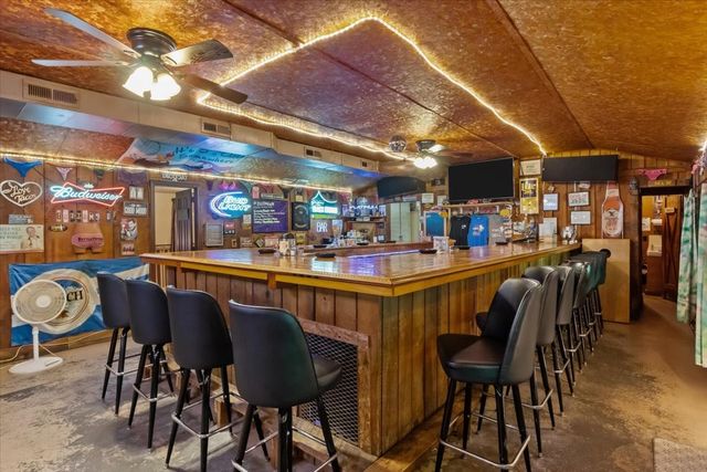 3865 Clydeton Rd, S, Waverly, TN 37185