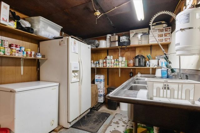 3865 Clydeton Rd, S, Waverly, TN 37185