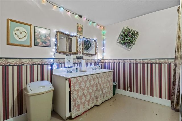 3865 Clydeton Rd, S, Waverly, TN 37185