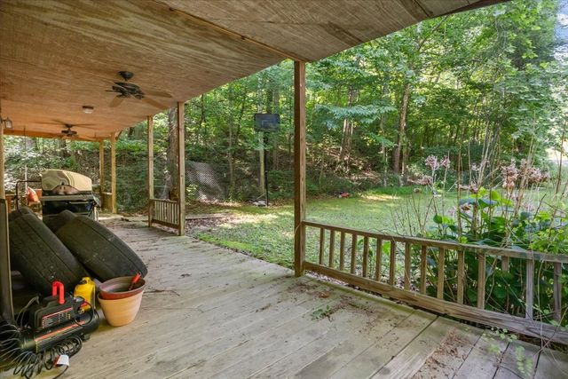 3865 Clydeton Rd, S, Waverly, TN 37185
