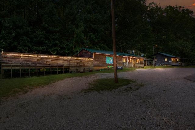 3865 Clydeton Rd, S, Waverly, TN 37185
