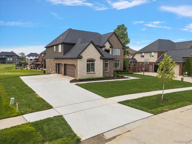 16199 VIA COLICO, Macomb Township, MI 48042