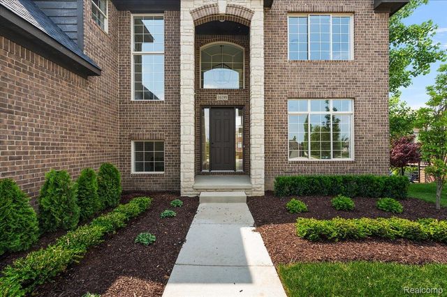 16199 VIA COLICO, Macomb Township, MI 48042