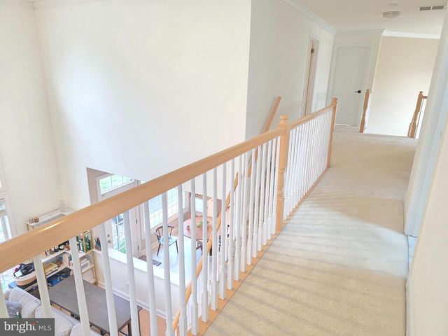 33 CHICORY LN, Pennington, NJ 08534