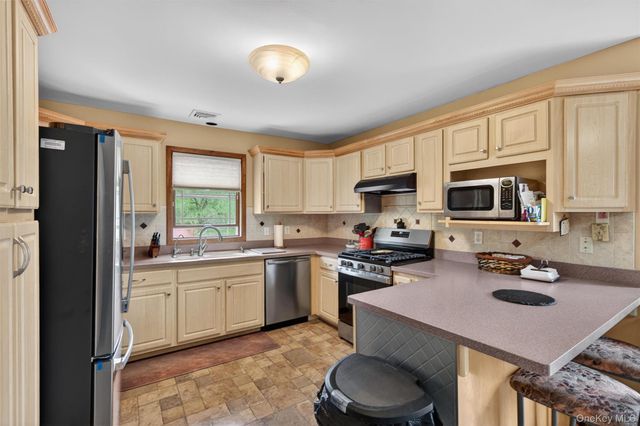 349 Mountain Avenue, Monroe, NY 10950