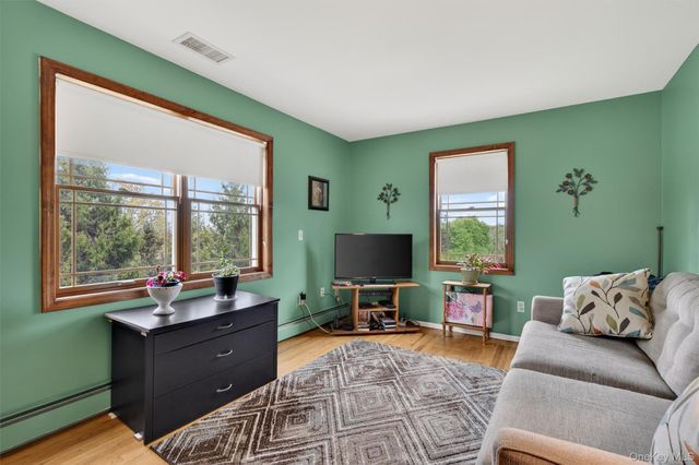 349 Mountain Avenue, Monroe, NY 10950