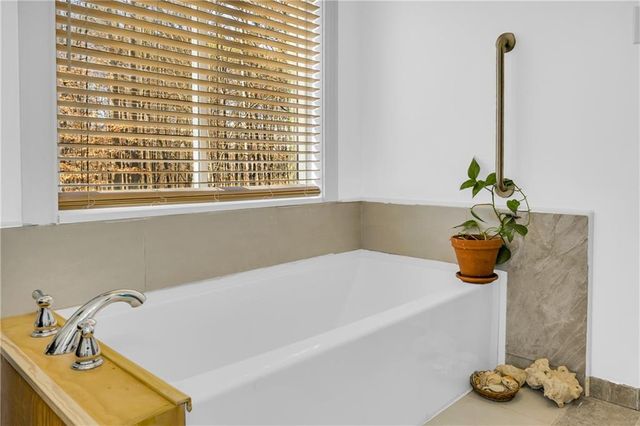 1079 Hardeman Farm Road, Carnesville, GA 30521