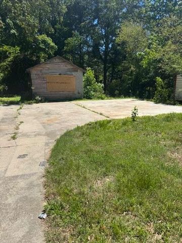 8176 Ridge Road, Hiram, GA 30141