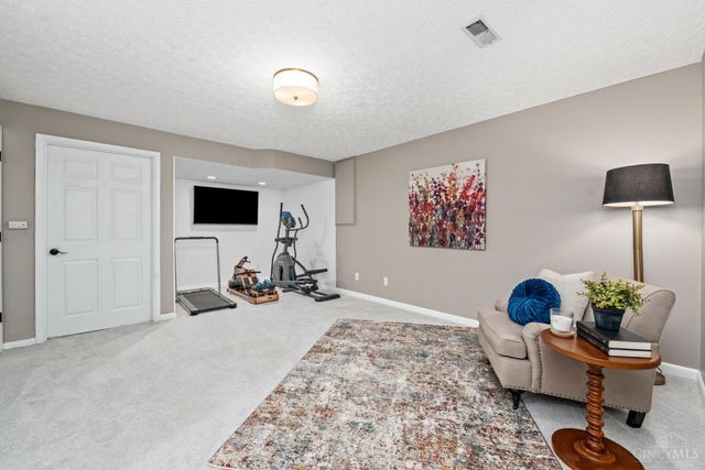 9911 Huntersrun Lane, Symmes Twp, OH 45242