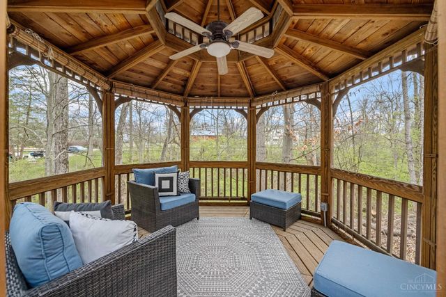 9911 Huntersrun Lane, Symmes Twp, OH 45242