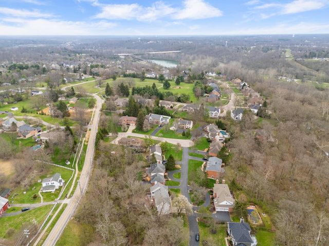 9911 Huntersrun Lane, Symmes Twp, OH 45242