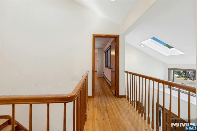 40-12 Kilada Court, Fair Lawn, NJ 07410