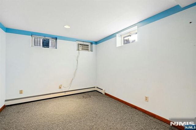 40-12 Kilada Court, Fair Lawn, NJ 07410