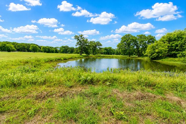 8401 S Fm 148, Scurry, TX 75158