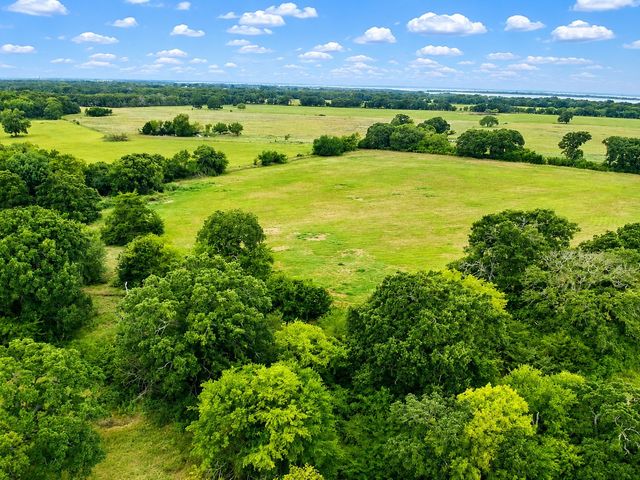 8401 S Fm 148, Scurry, TX 75158