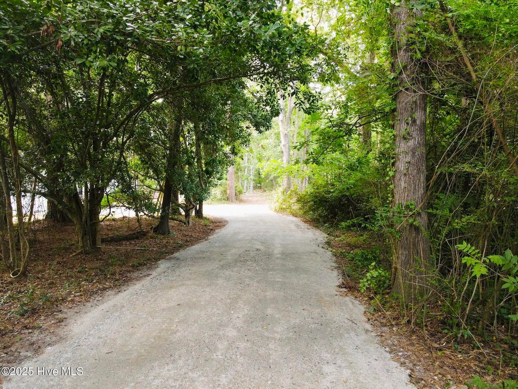 12680 Donna Drive, Laurinburg, NC 28352