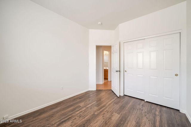 8953 E CAPRI Avenue, Mesa, AZ 85208