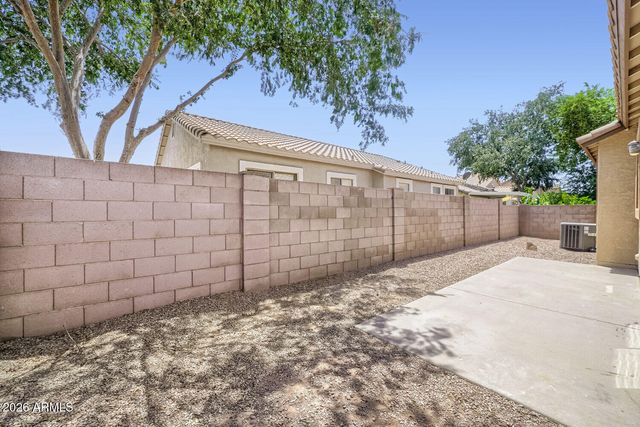 8953 E CAPRI Avenue, Mesa, AZ 85208