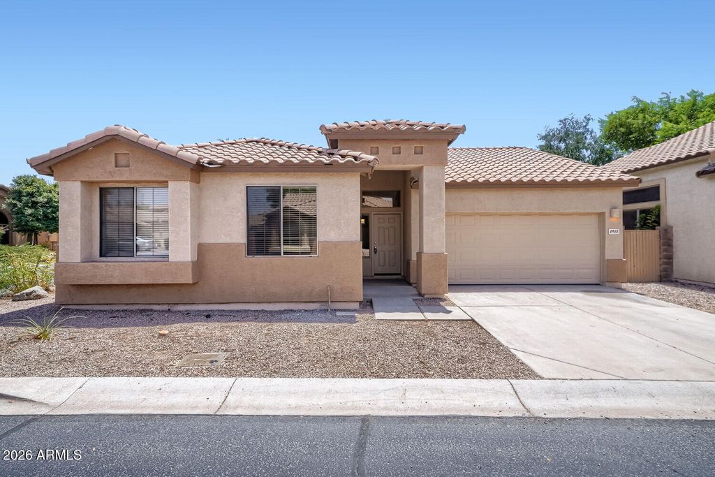 8953 E CAPRI Avenue, Mesa, AZ 85208 — photo 3