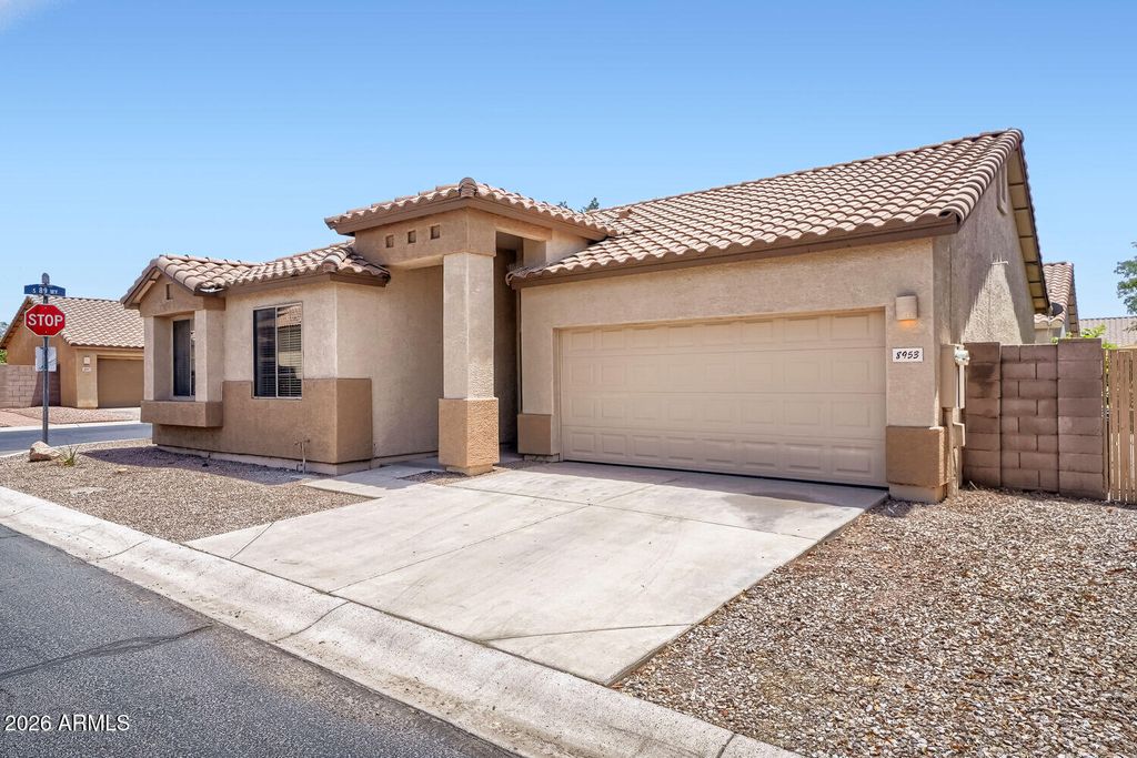 8953 E CAPRI Avenue, Mesa, AZ 85208 — photo 4