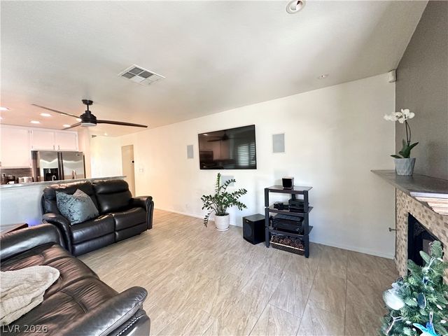 7749 Parnell Avenue, Las Vegas, NV 89147